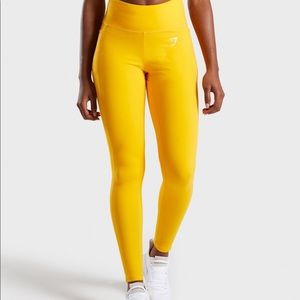 Gym shark “Dreamy” Lemon Leggings
